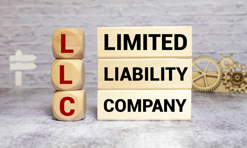 DO YOU HAVE AN LLC? HERE'S WHAT MANY PEOPLE DON'T KNOW